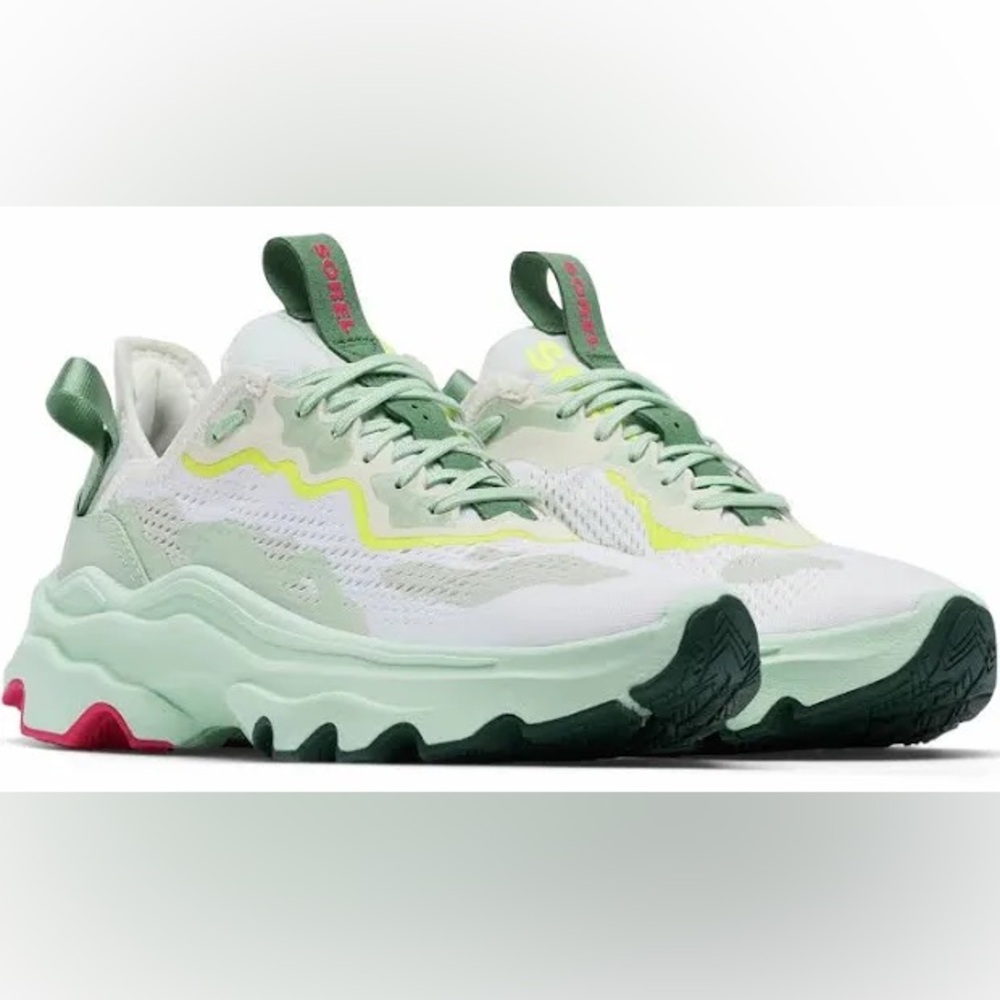 Sorel Women's Kinetic Breakthru Day Lace
Sneaker Size 7.5 US